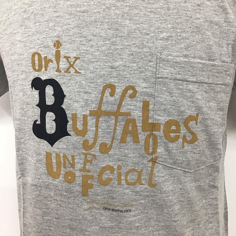 タカヒロ ミヤシタ ザ ソロイスト TAKAHIRO MIYASHITA The SoloIst. Tシャツ 半袖 オリックスバファローズプリントTシャツ M ロゴ、文字 X プリント 灰 / グレー /  メンズ USED 古着 中古 10111974