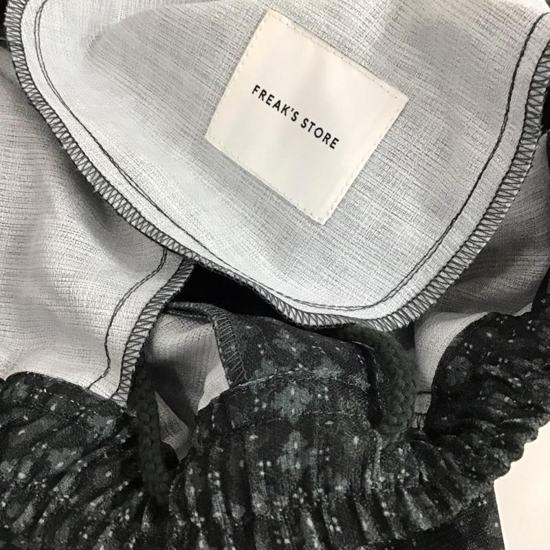 フリークスストア FREAK S STORE パンツ ワークパンツ、ペインターパンツ ワークパンツ ワイドパンツ カジュアルパンツ L プリント マルチカラー / マルチカラー /  メンズ USED 古着 中古 10130476