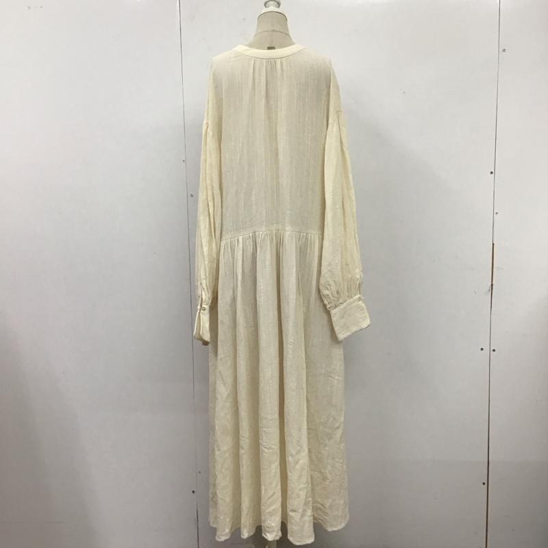 ダブルクローゼット w closet ワンピース ロングスカート 343199 長袖 前後着 無地 アイボリー / アイボリー /  レディース USED 古着 中古 10117381