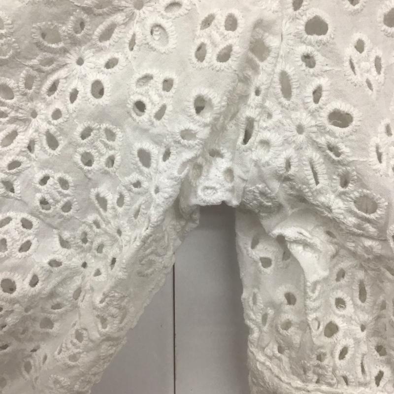 ザラ ZARA シャツ、ブラウス 七分袖 3046 066 251 五分袖 ノーカラー ペプラム タグ付き S 刺繍 白 / ホワイト /  レディース USED 古着 中古 10129178