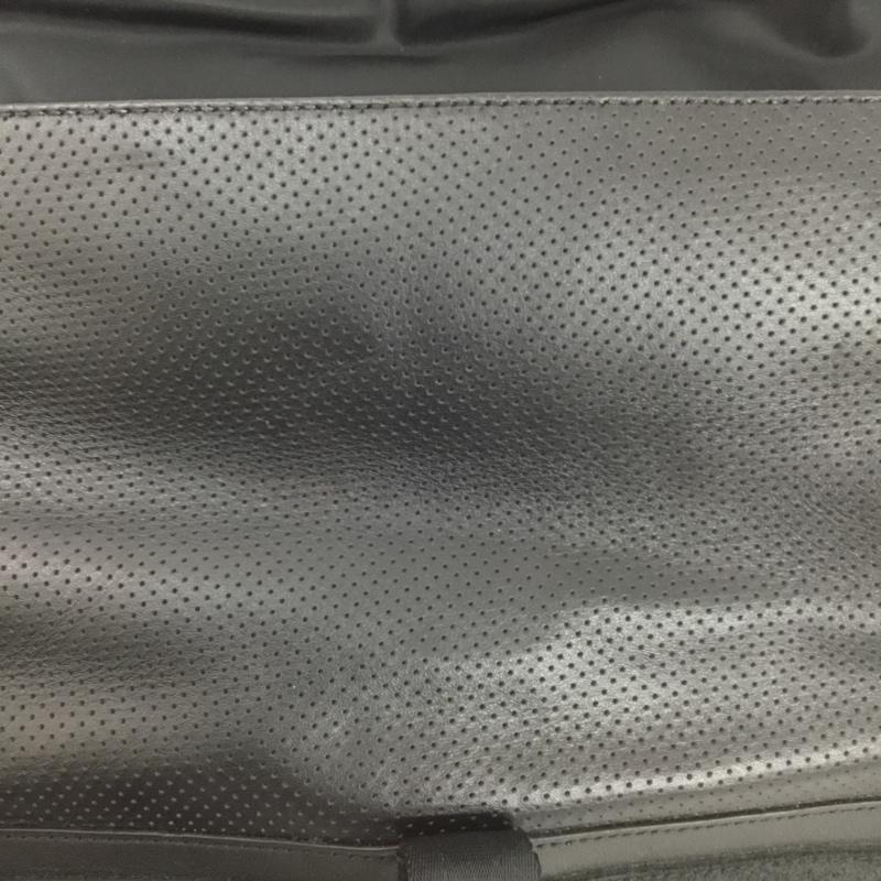 コーチ COACH ショルダーバッグ ショルダーバッグ パンチングレザー ロゴ、文字 黒 / ブラック /  メンズ USED 古着 中古 10144886