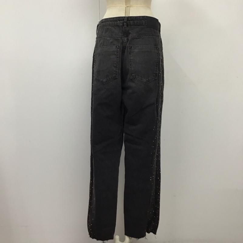 ザラ ZARA パンツ デニム、ジーンズ 6147 195 800 ストレート ハイウエスト スタッズ ビーズ カットオフ 無地 黒 / ブラック /  レディース USED 古着 中古 10120873