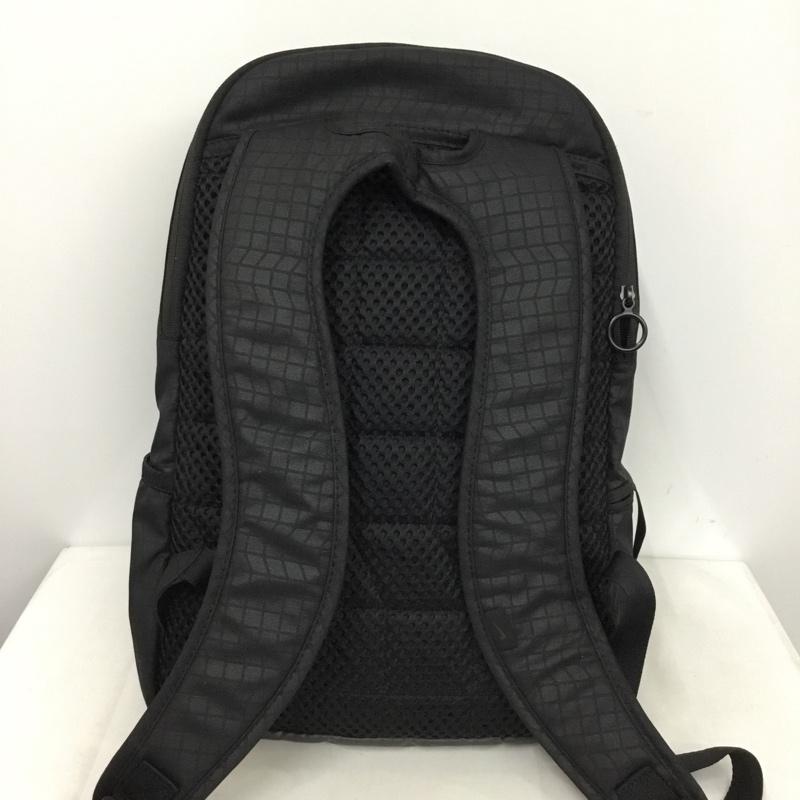 ナイキ NIKE リュックサック、デイパック リュックサック、デイバッグ DC9811 010 ワンポイント 黒 / ブラック /  メンズ USED 古着 中古 10143779