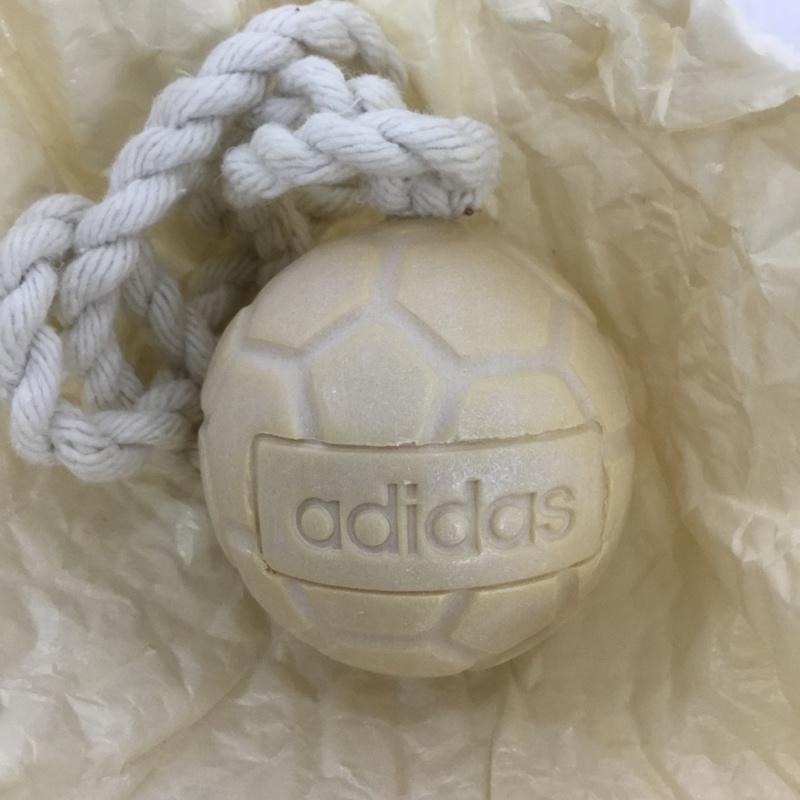 アディダス adidas ファッション小物 ファッション小物 ロープソープ パルファン 石鹸 ロゴ、文字 アイボリー / アイボリー /  メンズ USED 古着 中古 10150202