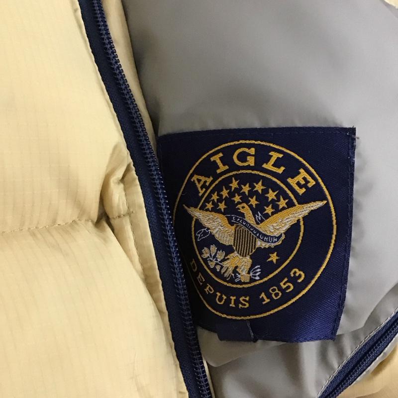 エーグル AIGLE ベスト ベスト ジップアップベスト ダウンベスト ノースリーブ M ロゴ、文字 マスタード / マスタード /  メンズ USED 古着 中古 10139636