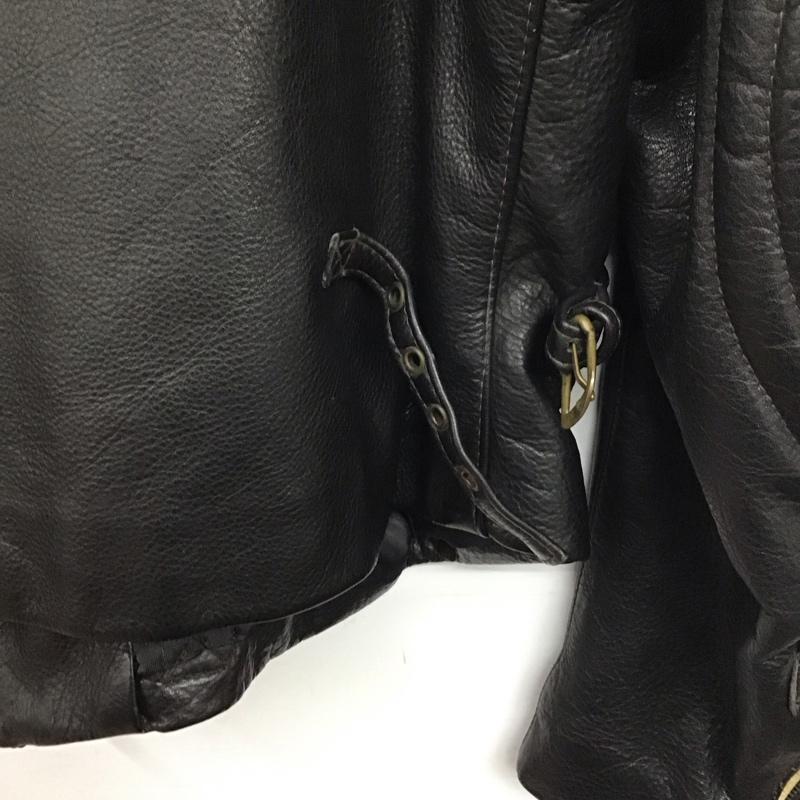 エンポリオアルマーニ EMPORIO ARMANI ジャケット、上着 ジャンパー、ブルゾン ジップアップジャケット レザージャケット アウター 無地 黒 / ブラック /  メンズ USED 古着 中古 10140263