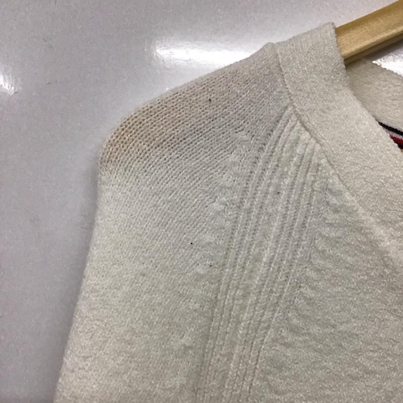 トミーヒルフィガー TOMMY HILFIGER ニット、セーター 長袖 Vネック S ワンポイント 白 / ホワイト /  レディース USED 古着 中古 10142149