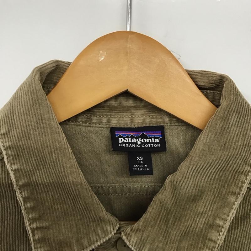パタゴニア patagonia シャツ、ブラウス 長袖 STY53795FA15 コーデュロイ XS ロゴ、文字 ベージュ / ベージュ /  メンズ USED 古着 中古 10145228