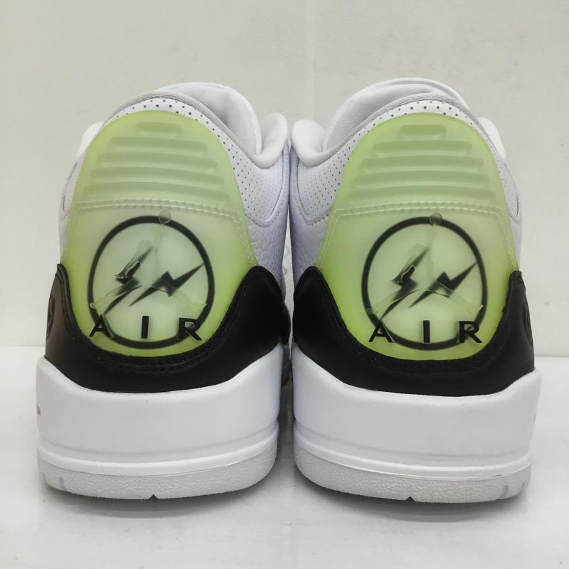 ナイキ NIKE スニーカー スニーカー FRAGMENT フラグメント AIR JORDAN 3 RETRO SP エア ジョーダン 3 レトロ SP DA3595-100 28.5cm ロゴ、文字 白 / ホワイト / X 黒 / ブラック /  メンズ USED 古着 中古 10107070