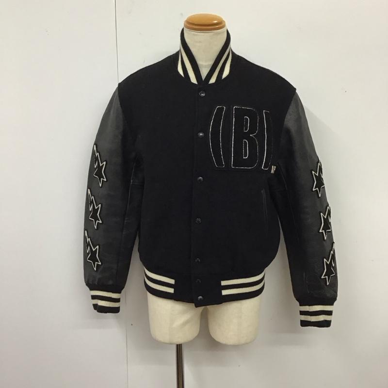 アベイシングエイプ A BATHING APE ジャケット、上着 ジャンパー、ブルゾン スタジャン アウター ジャンパー 前ボタンジャケット 初期スタッフ限定 M ロゴ、文字 黒 / ブラック /  メンズ USED 古着 中古 10119496