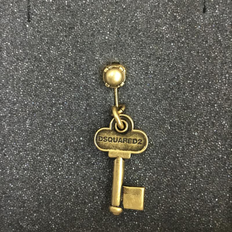 ディースクエアード2 DSQUARED2 アクセサリー ピアス key-pendant clip-on single earring　シングルイヤリング ロゴ、文字 金 / ゴールド /  メンズ USED 古着 中古 10129678