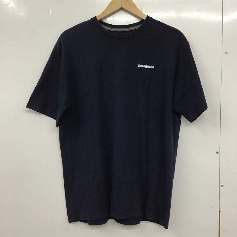 パタゴニア patagonia Tシャツ 半袖 半袖カットソー プリントTシャツ クルーネックカットソー M ロゴ、文字 紺 / ネイビー /  メンズ USED 古着 中古 10133968