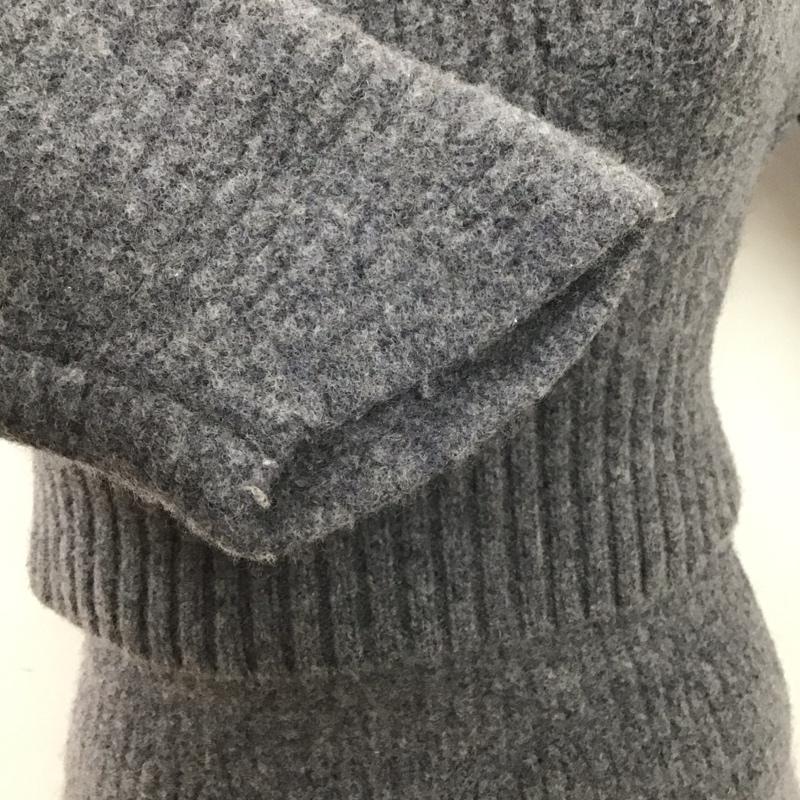 マウジー MOUSSY セットアップ セットアップ 010GAS70-6080 BANANA SLEEVE WOOL KNIT ニットトップス ニットスカート FREE 無地 灰 / グレー /  レディース USED 古着 中古 10147167