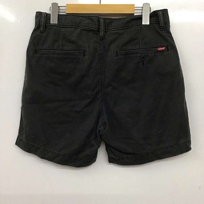 リーバイス Levi s パンツ ショートパンツ ショートパンツ ハーフパンツ カジュアルパンツ デニムパンツ 30インチ 無地 黒 / ブラック /  メンズ USED 古着 中古 10135718