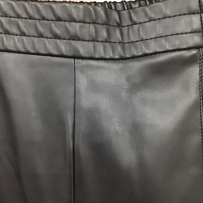 ザラ ZARA ボトムス ボトムス 7102 154 800 フェイクレザーパンツ L 無地 黒 / ブラック /  レディース USED 古着 中古 10120864