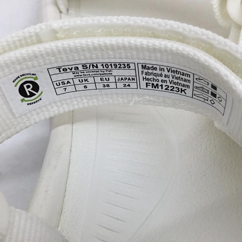 テバ Teva サンダル サンダル FM1223K 24.0cm ロゴ、文字 白 / ホワイト /  レディース USED 古着 中古 10135132
