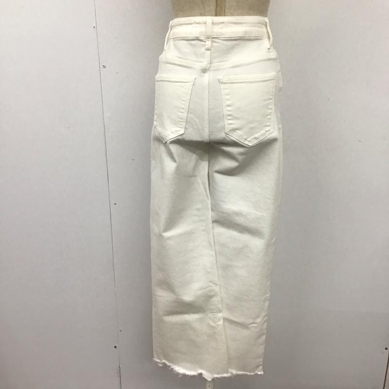 ザラ ZARA パンツ デニム、ジーンズ 6045 049 251 カットオフ ホワイトデニム ストレッチ 無地 白 / ホワイト /  レディース USED 古着 中古 10109724