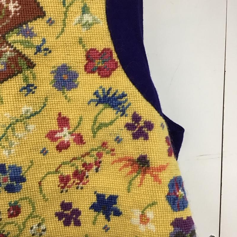 古着 USED ベスト ベスト カジュアルベスト ノースリーブカットソー 前ボタン 古着 プリント マルチカラー / マルチカラー /  メンズ USED 古着 中古 10141887