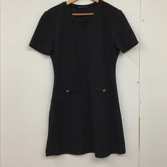 ザラ ZARA ワンピース ミニスカート L 無地 黒 / ブラック /  レディース USED 古着 中古 10150545