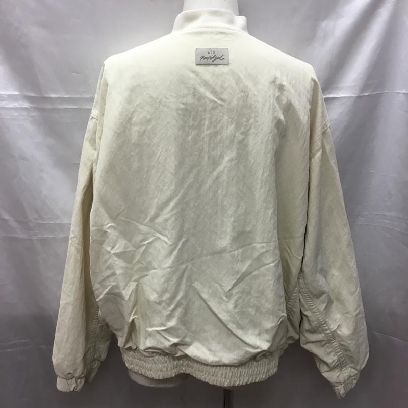 ナイキ NIKE ジャケット、上着 ジャンパー、ブルゾン cu4694-271 フィアオブゴッド 20AW M NRGWBASKETBALLJACKET ジップアップジャケット M ロゴ、文字 アイボリー / アイボリー /  メンズ USED 古着 中古 10109447
