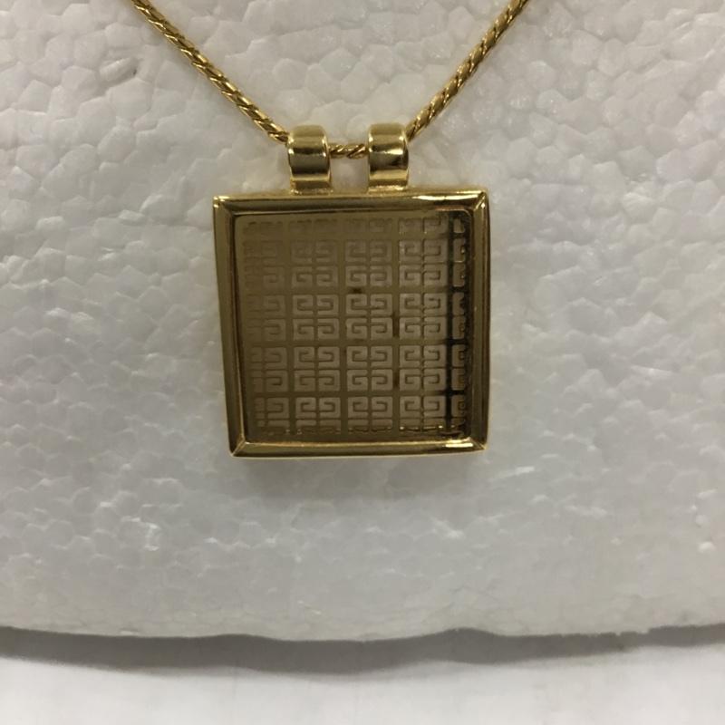 ジバンシィ GIVENCHY アクセサリー ネックレス、ペンダント スクエア 無地 金 / ゴールド /  メンズ USED 古着 中古 10107919