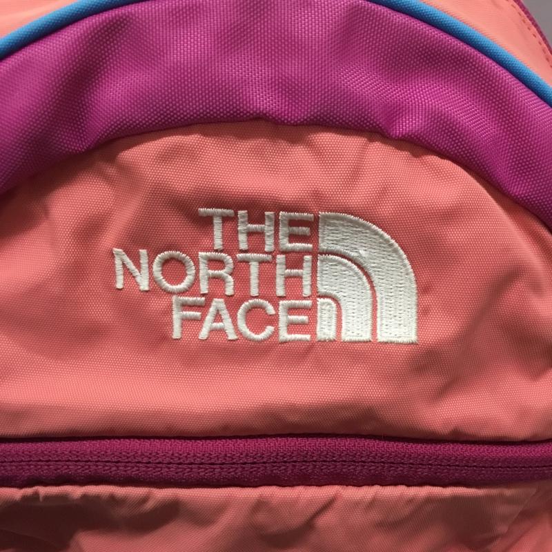 ザノースフェイス THE NORTH FACE バッグ バッグ NMJ71251 SMALL DAY スモールデイ キッズ リュック デイバッグ ロゴ、文字 桃 / ピンク / X 青 / ブルー / X マゼンタ / マゼンタ /  ガールズ USED 古着 中古 10108075