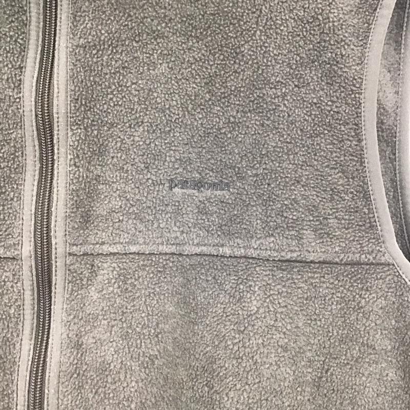 パタゴニア patagonia ベスト ベスト ベスト ジップアップフリースベスト スタンドネック XL ロゴ、文字 カーキ / カーキ /  メンズ USED 古着 中古 10147844