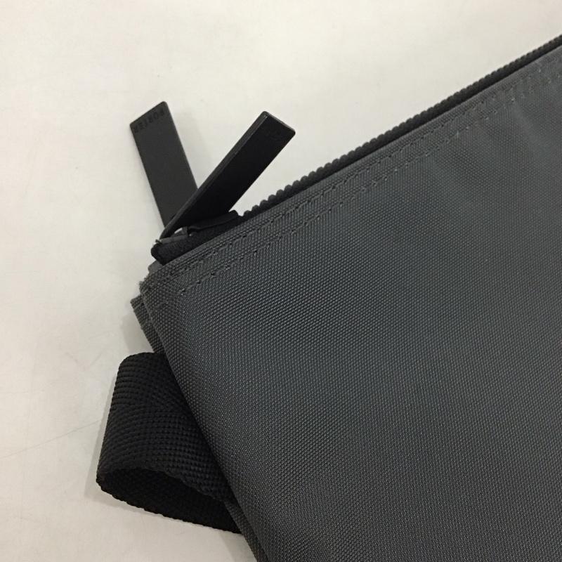 ポーター PORTER ショルダーバッグ ショルダーバッグ サコッシュ JOIN ロゴ、文字 灰 / グレー /  メンズ USED 古着 中古 10141066