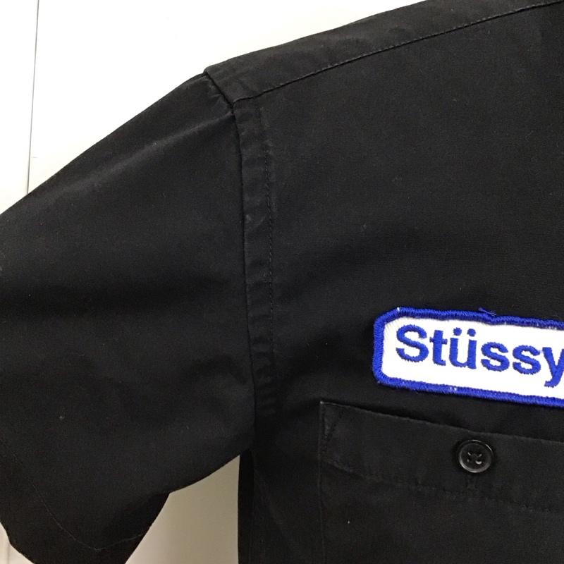 ステューシー STUSSY シャツ、ブラウス 半袖 半袖シャツ カラーシャツ 半袖カットソー プリントシャツ M ロゴ、文字 黒 / ブラック /  メンズ USED 古着 中古 10116366