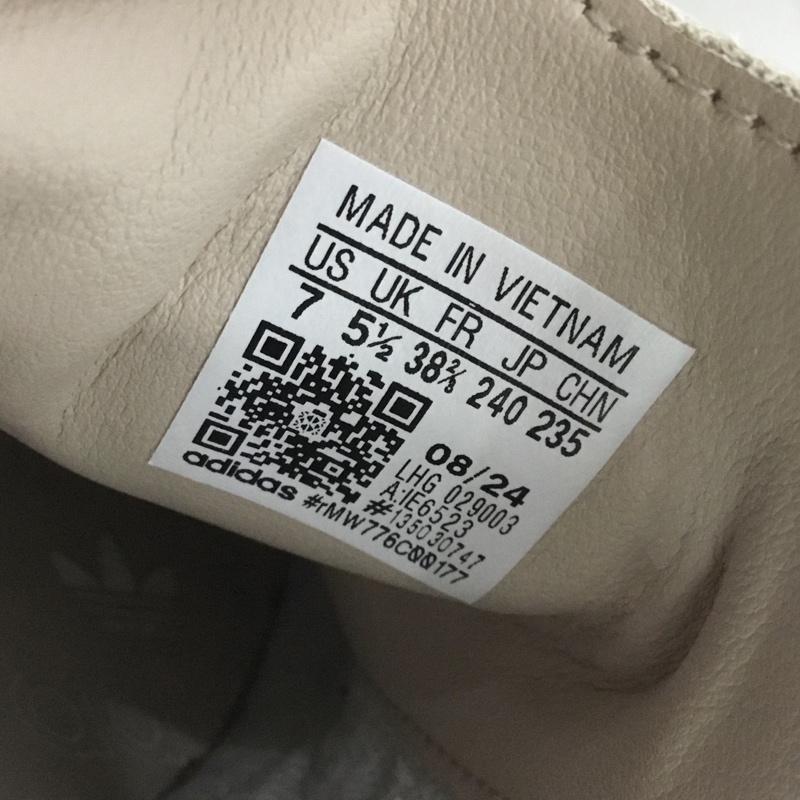 アディダス adidas スニーカー スニーカー IE6523 SAMBA OG W 24cm 24.0cm ロゴ、文字 ベージュ / ベージュ /  レディース USED 古着 中古 10141604