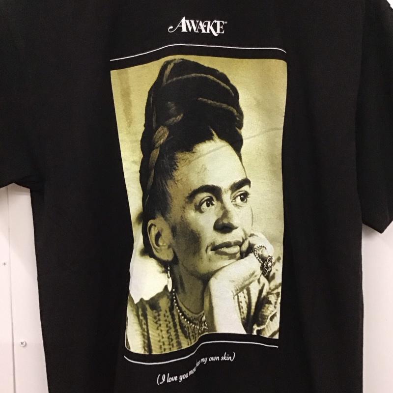 アウェーク AWAKE Tシャツ 半袖 半袖カットソー プリントTシャツ クルーネックカットソー M プリント 黒 / ブラック /  メンズ USED 古着 中古 10130073