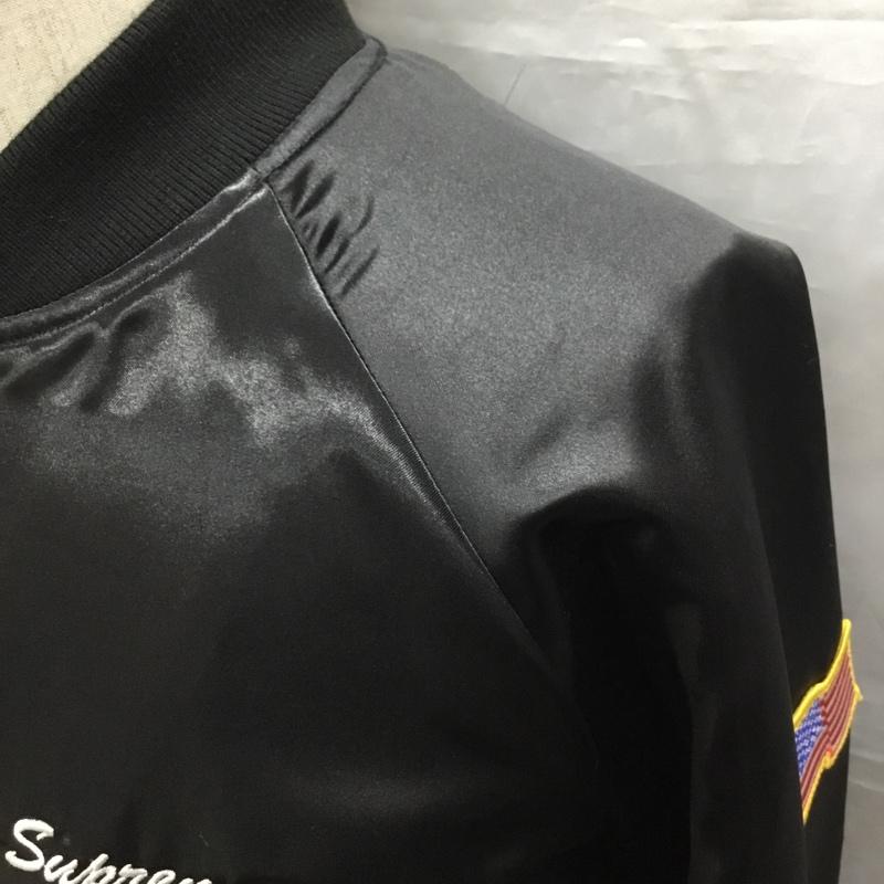 シュプリーム Supreme ジャケット、上着 ジャケット、ブレザー 16ss BettyBoopSatinJacket 前ボタンジャケット ラグラン M ロゴ、文字 黒 / ブラック /  メンズ USED 古着 中古 10120123