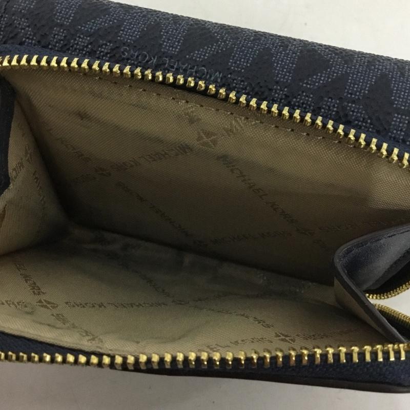 マイケルコース MICHAEL KORS 財布 コンパクト財布 35H9GTVZ5B 三つ折り財布 パスケース ロゴ、文字 紺 / ネイビー /  レディース USED 古着 中古 10144840