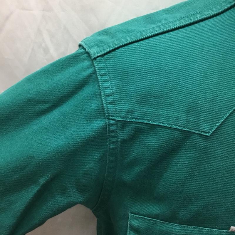 カーハート Carhartt シャツ、ブラウス 長袖 長袖シャツ カラーシャツ ポケットシャツ 長袖カットソー ロゴ、文字 緑 / グリーン /  メンズ USED 古着 中古 10115024