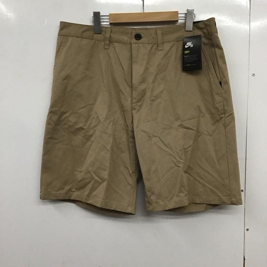 ナイキエスビー NIKE SB パンツ ショートパンツ ショートパンツ ハーフパンツ カジュアルパンツ XXL ロゴ、文字 ベージュ / ベージュ /  メンズ USED 古着 中古 10149714