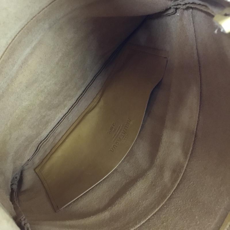 シップス SHIPS クラッチバッグ、パーティバッグ クラッチバッグ、パーティバッグ AMIACALVA 別注 2WAYクラッチバッグ 栃木レザー 二つ折り 無地 キャメル / キャメル /  メンズ USED 古着 中古 10147727