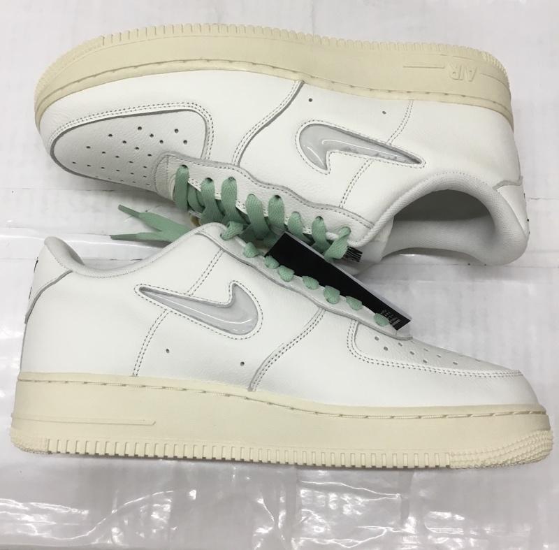 ナイキ NIKE スニーカー スニーカー DO9785 100 AIR FORCE 1 07 PRM VNTG 27cm 箱有 27.0cm ロゴ、文字 白 / ホワイト /  メンズ USED 古着 中古 10112843