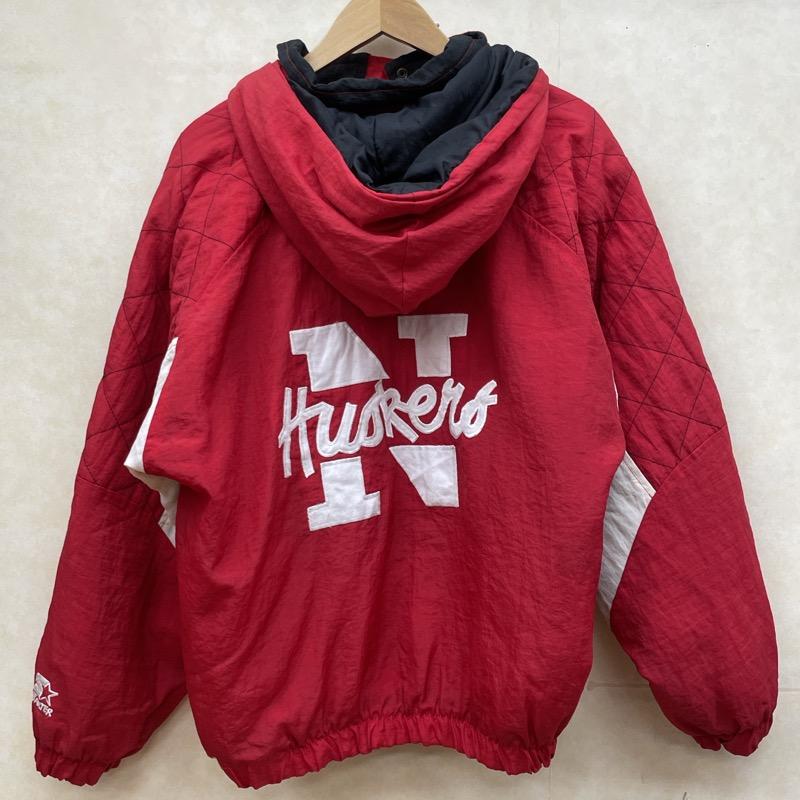 スターター STARTER ジャケット、上着 ジャンパー、ブルゾン Nebraska Huskers ネブラスカ ハスカーズ パデッドジャケット - 赤 / レッド / red メンズ USED 古着 中古 50094513