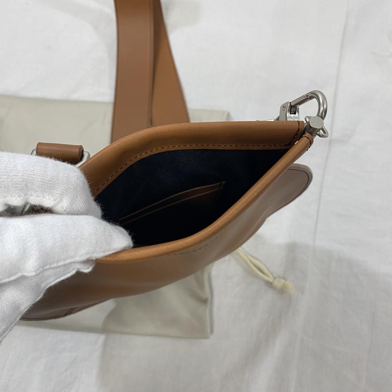 レザー レザー ショルダーバッグ ショルダーバッグ onemiler & detrans/Round Sacoche/Cognac/ヌメ革/日本製 ロゴ、文字 キャメル / キャメル / メンズ USED 古着 中古 50098043