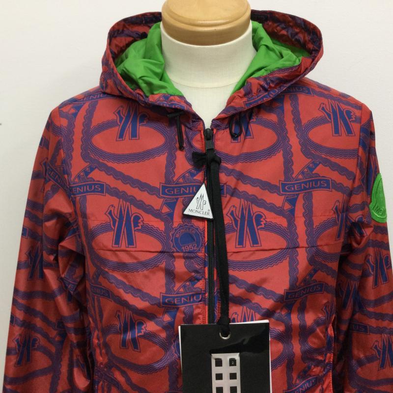 モンクレール MONCLER ジャケット、上着 ジャンパー、ブルゾン JAU GIUBBTTO F10921A70600 539WD ロゴ総柄プリント ナイロンパーカー ナイロンジャケット タグ付 0 ロゴ、文字 赤 / レッド / red X 紺 / ネイビー / navy メンズ USED 古着 中古 50107785