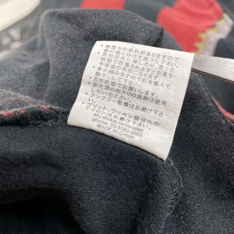 カミナリ KAMINARI Tシャツ 半袖 KAMINARI OLD SCHOOL SHOWA MODERN 半袖 Tシャツ ロゴ プリント ファスナー ロゴ、文字 X プリント 黒 / ブラック / black X 赤 / レッド / red メンズ USED 古着 中古 50108395