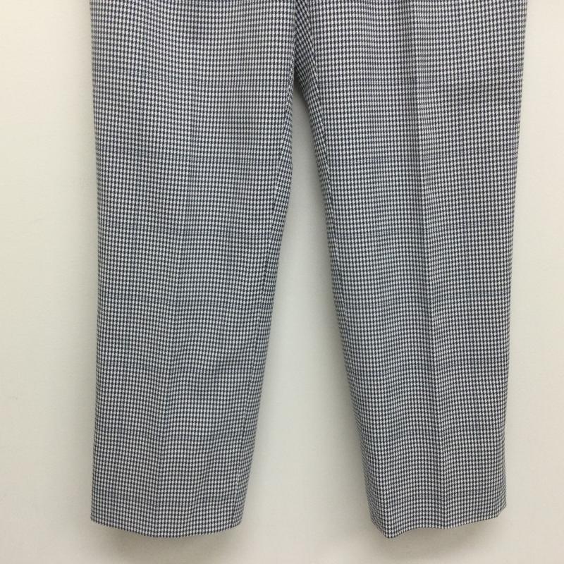 マンシングウェア Munsingwear パンツ スラックス SG8222 千鳥チェック ワンタック ゴルフパンツ サイズ表記82センチ L 千鳥格子 X チェック 白 / ホワイト / white X 紺 / ネイビー / navy メンズ USED 古着 中古 50108909