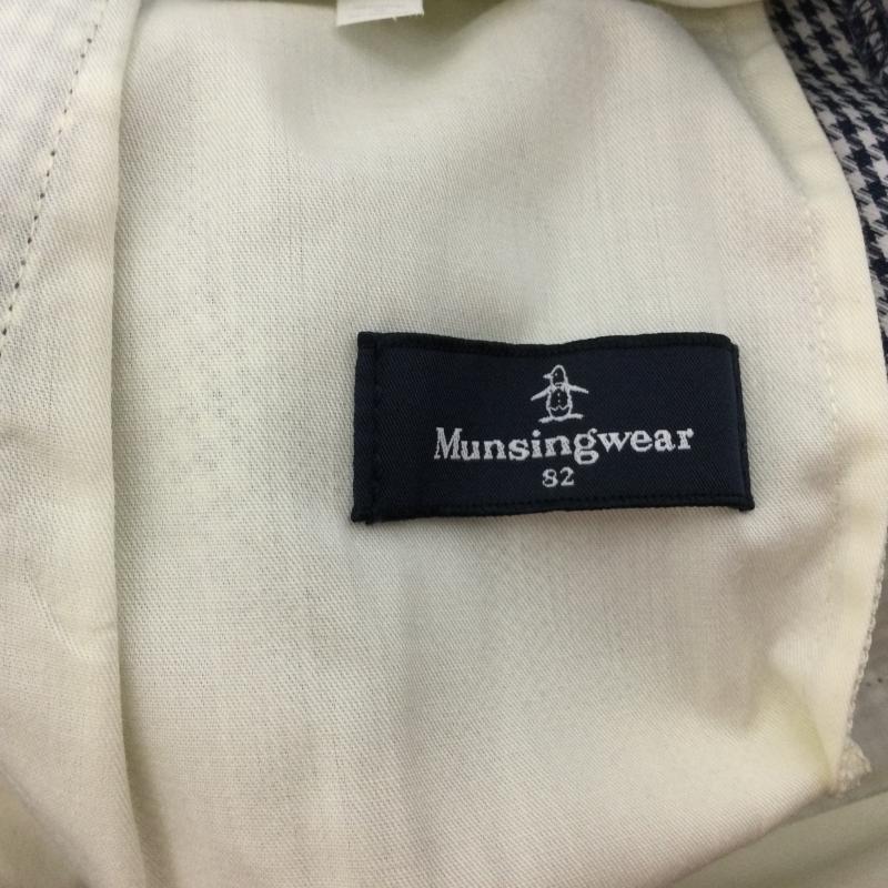 マンシングウェア Munsingwear パンツ スラックス SG8222 千鳥チェック ワンタック ゴルフパンツ サイズ表記82センチ L 千鳥格子 X チェック 白 / ホワイト / white X 紺 / ネイビー / navy メンズ USED 古着 中古 50108909
