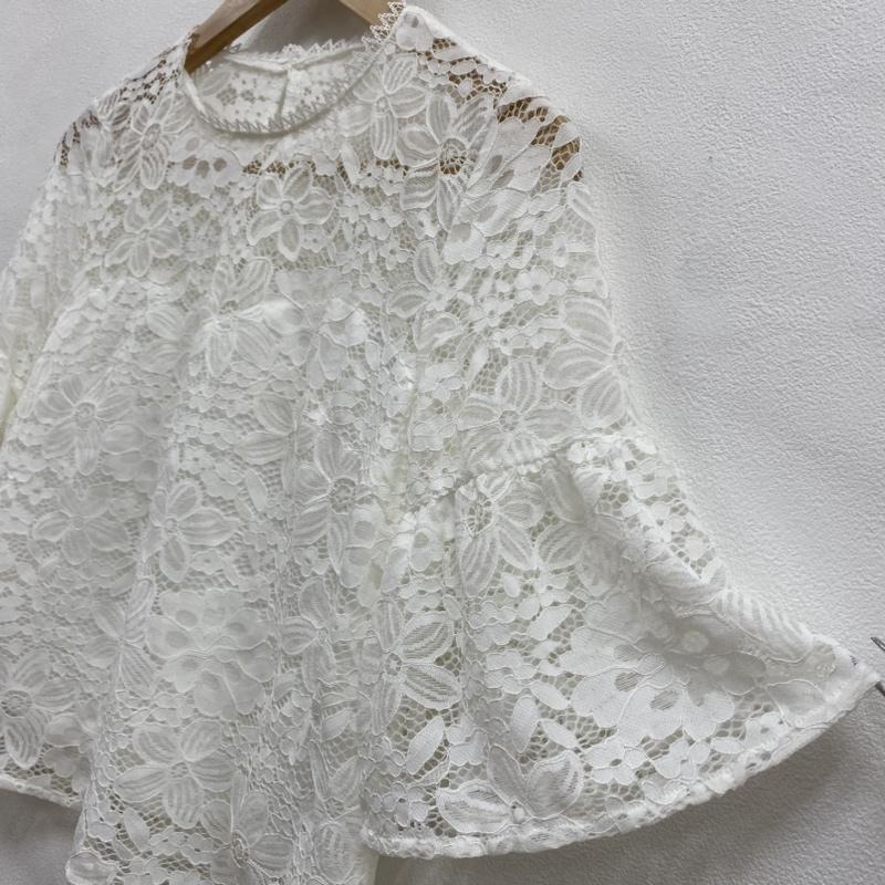 ロイヤルパーティー ROYAL PARTY カットソー 半袖 カットワーク 花柄 刺繍 レース カットソー タグ付き FREE 刺繍 X 花柄 白 / ホワイト / white レディース USED 古着 中古 50109596