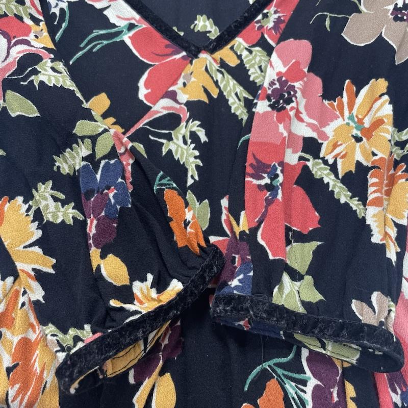 ザラ ZARA ワンピース ロングスカート ZARA 花柄 フラワー ロングワンピース マキシ丈 S S ロゴ、文字 X 花柄 黒 / ブラック / black X マルチカラー / マルチカラー / multicolor レディース USED 古着 中古 50111178