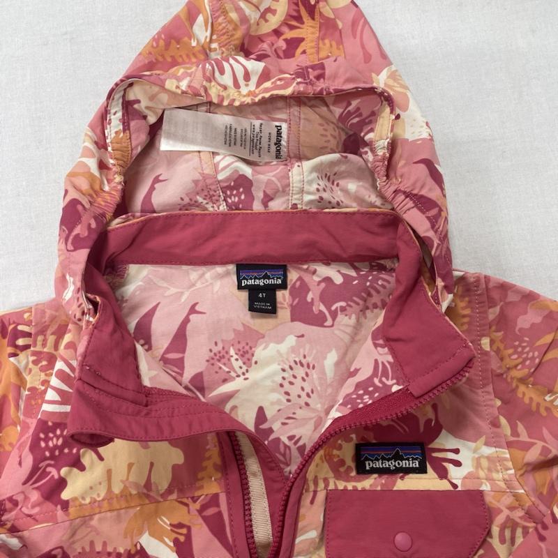 パタゴニア patagonia ジャケット、上着 ジャンパー、ブルゾン キッズ 2019ss Baggies Jacket バギーズジャケット フード着脱可 60289 4 総柄 X ロゴ、文字 桃 / ピンク / pink X 橙 / オレンジ / orange X 白 / ホワイト / white ガールズ USED 古着 中古 50114304