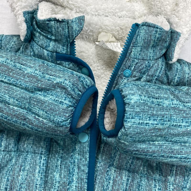 パタゴニア patagonia ジャケット、上着 ジャンパー、ブルゾン キッズ Baby Reversible Dream Song Hoody 61150 ボア フリース リバーシブル 3T - 総柄 X ワンポイント X ロゴ、文字 緑 / グリーン / green X 薄緑 / ライトグリーン / ガールズ USED 古着 中古 50114903