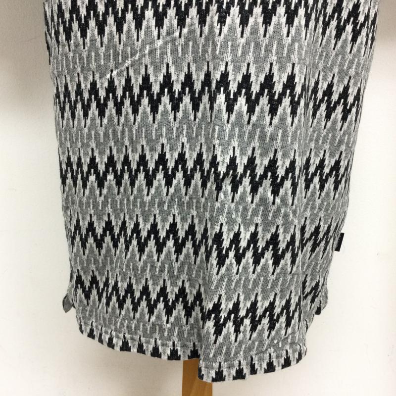 ポール・スミス ジーンズ Paul Smith JEANS Tシャツ 半袖 162510 幾何学模様 総柄 半袖Tシャツ L 総柄 白 / ホワイト / white X 灰 / グレー / gray X 黒 / ブラック / black メンズ USED 古着 中古 50116966