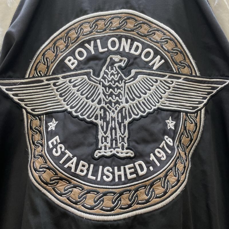 ボーイロンドン BOY LONDON ジャケット、上着 ジャンパー、ブルゾン B71JP06U 17SS スパンコール イーグル 刺繍 スカジャン S 黒 / ブラック / black X 銀 / シルバー / silver color メンズ USED 古着 中古 50117654