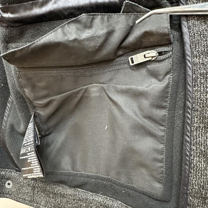 バートン BURTON ジャケット、上着 ジャケット、ブレザー フード 取り外し可 メルトン ジャケット L チャコールグレー / チャコールグレー / メンズ USED 古着 中古 50117863